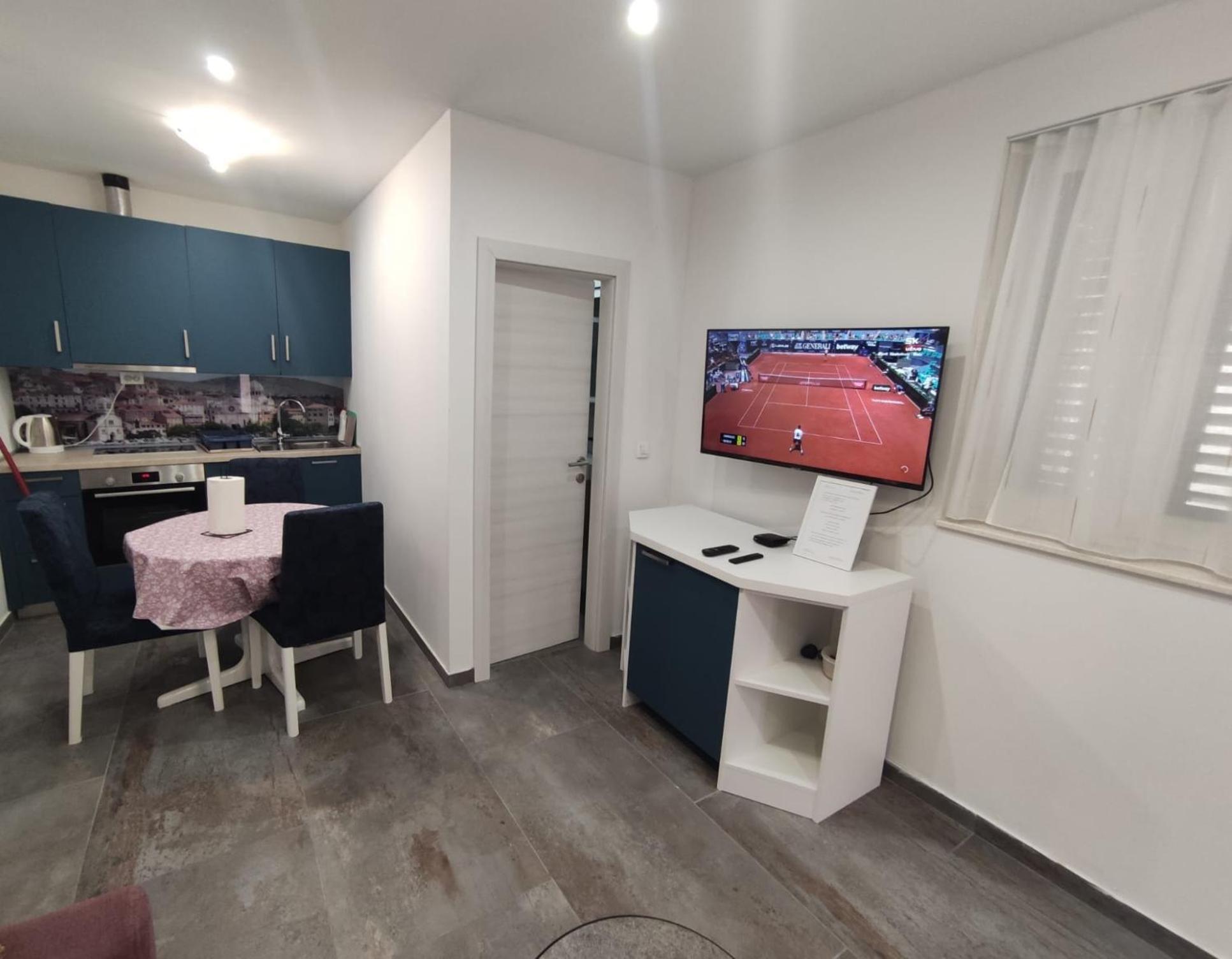 Apartment Tona シベニク エクステリア 写真